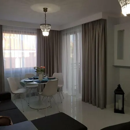 Apartament Zacisze דירה *