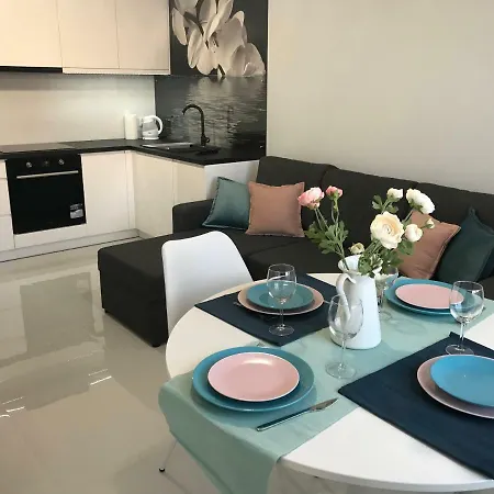 Apartament Zacisze דירה *
